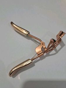 Rose Gold Eyelash Curler