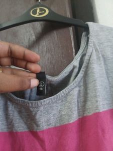 Color Block Tunic Top
