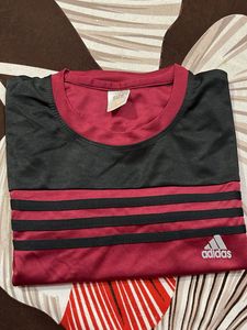 Adidas Men's Maroon T-Shirt