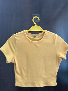 crop fitted T-shirt
