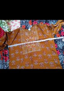 Printed Kurta with Embroidered Yoke