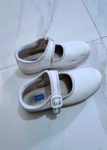 Pairs Of 2 Black N White Casual School Shoes Girl