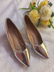 Shiny Silver Pointed Toe Heels