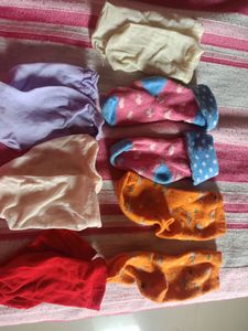 used shocks of 1to 2 yr old baby. hardly 1 times used. all r in very very good condition.