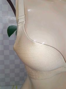 (700)Nude Push-Up Bra