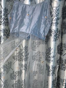 Net Fashionable Suit Full Set