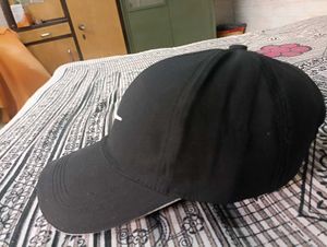 Nike unisex Dri-FIT Unstructured Featherlight Cap