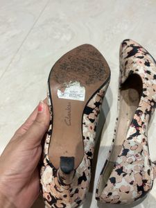 Stylish Kitten Heel Pumps