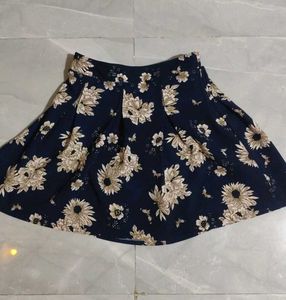 Chic Navy Floral Skater Skirt