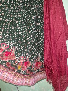 Green Lehnga with maroon duppata