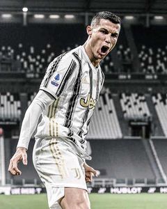 Juventus Jersey - Black &amp; White Stripes