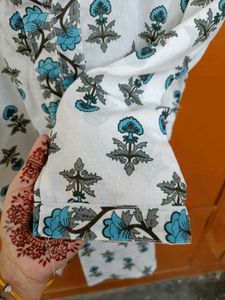 White Floral Print Kurta