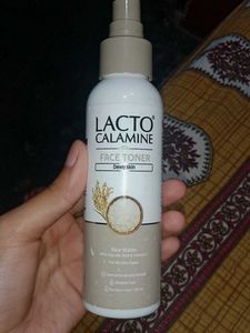 Lacto Calamine Face Toner - Dewy Skin Moisturizer
