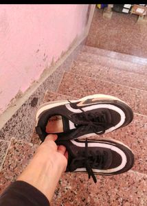 sneakers for women