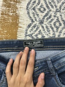 Zara jeans