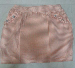 Chic Houndstooth Mini Skirt