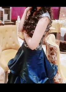 Elegant Ethnic crop top and skirt