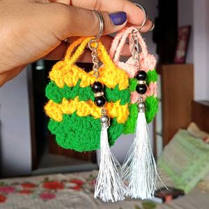 Crochet Earpodcase And Keychain