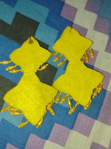 Handmade Beaded Yellow Star Earrings