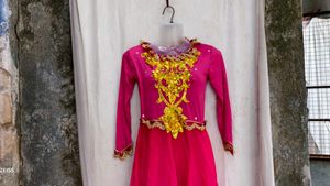 12238. Stunning Ombre Ethnic Gown