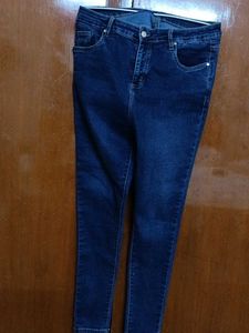 Classic Dark Wash Skinny Jeans