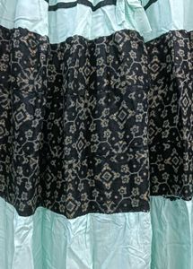 Tiered Floral Print Maxi Skirt