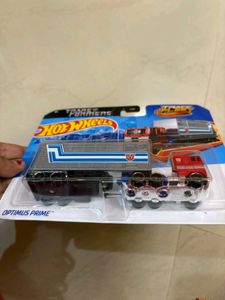 Hot Wheels Track Fleet Bundle(blister damage) of 2