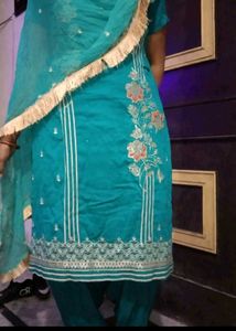 combo of salwar kameez with dupatta