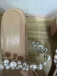 Pearl Embellished Slides