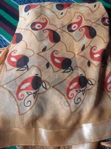 Elegant Patterned Ethnic saree