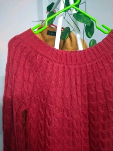Off shoulder Knitted sweater