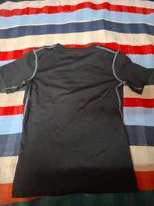 Fitted Black Short Sleeve Gym T-Shirt