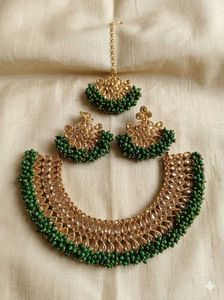 Stunning Kundan & Green Bead Jewelry Set