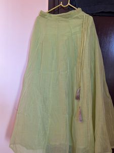 Set Crop Top With Skirt Small Size