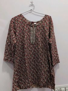 maroon short kurti