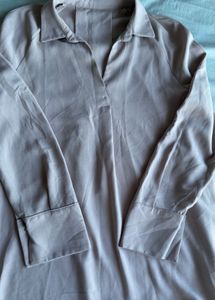 Chic Collared top