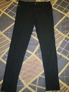 Classic Black Slim-Fit Chinos
