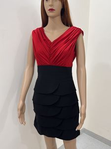 Chic Red &amp; Black Tiered Sheath Dress