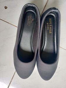 👠