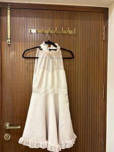 Chic Ruffled Neckline Dress