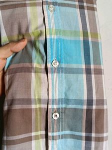 Men's Plaid Button-Up Shirt