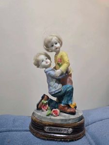 Romantic Couple Figurine showpiece