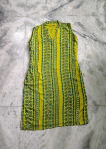 Vintage Sleeveless Kurti