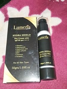 Lumeria Hydra Shield Day Cream SPF 50 &amp; Lipbalm