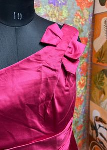 Elegant One-Shoulder Pink Dress