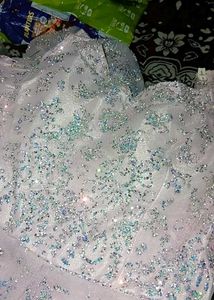 I Am Seeling Gawon With Jewelry new gown