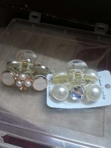 Elegant Pearl &amp; Rhinestone Hair Clips (Set of 2)