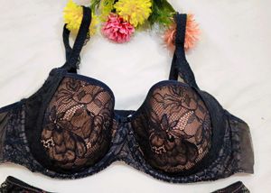 Lace Trimmed Balconette Bra with brief 👍