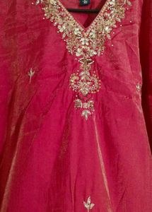 Gajri Colour Suit Set With Shimmer Shade