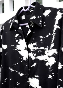Stylish Black &amp; White Print Shirt👀🦋